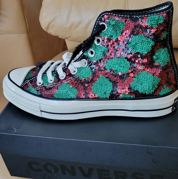 Chuck Taylor 70 HI Sneakers - Picture 2 of 4